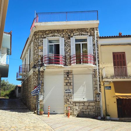 ザハロ Traditional Stone House With Breathtaking View.ヴィラ エクステリア 写真